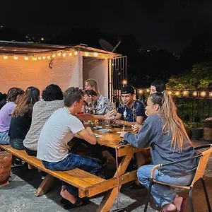  Auberge de jeunesse La Familia - Manila