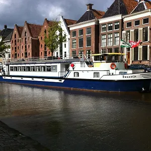  Hotel Zwaantje Netherlands